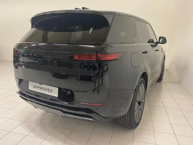 Land Rover Range Rover Sport view 2