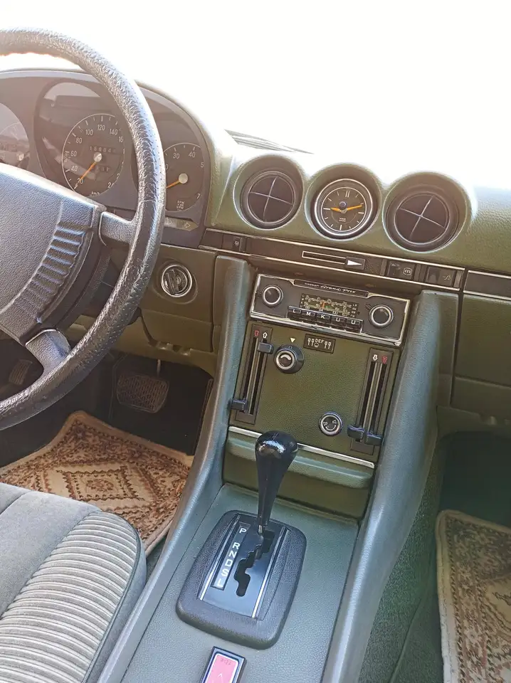Mercedes-Benz 350 SLC, foto 4