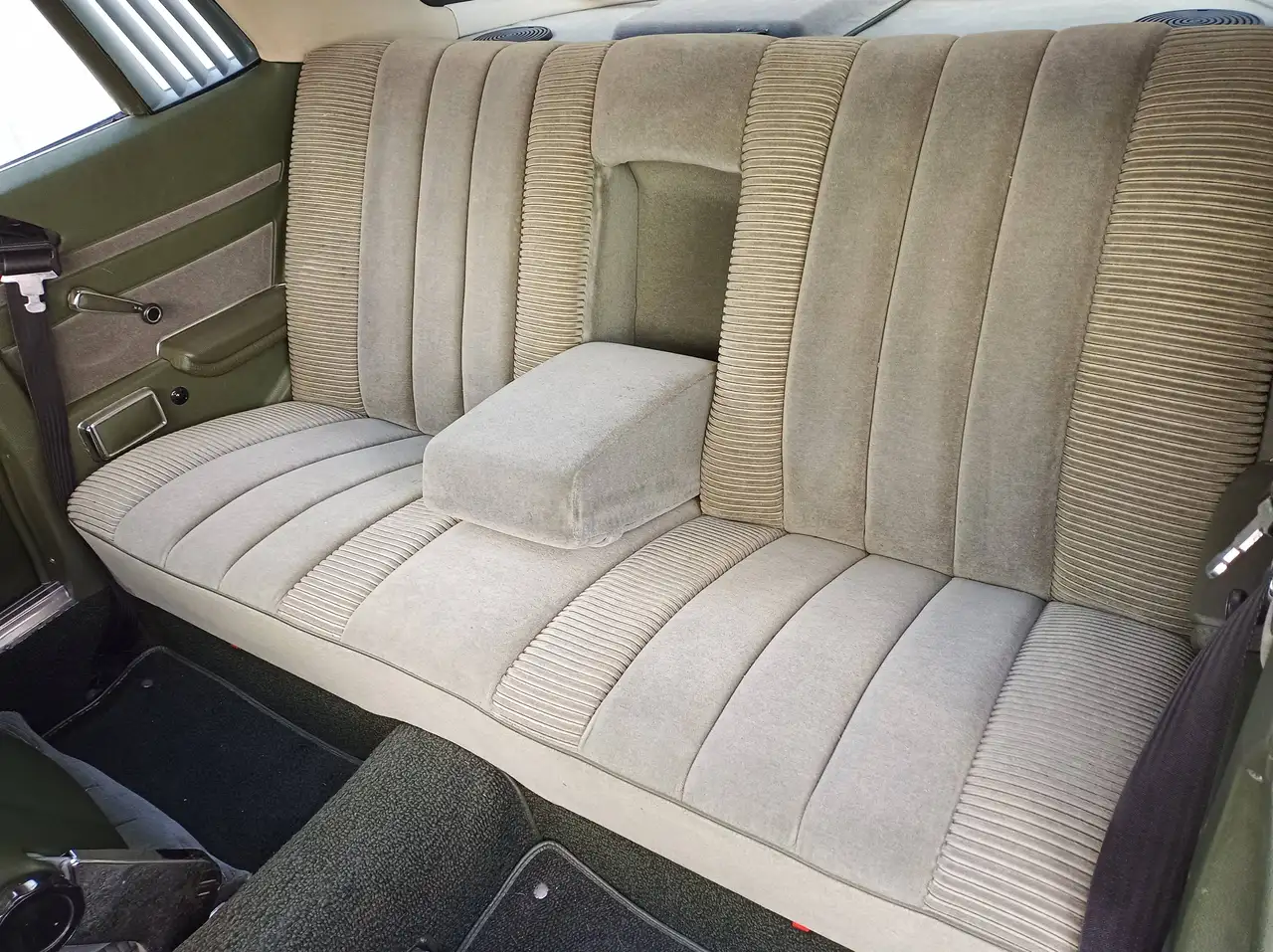 Mercedes-Benz 350 SLC, foto 5