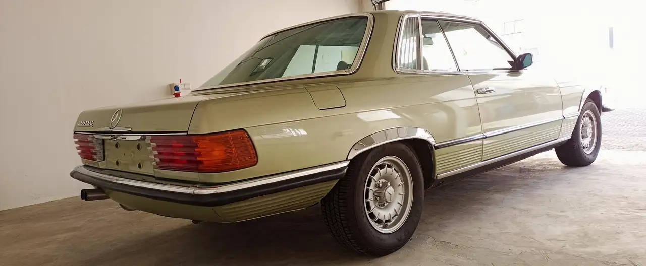 Mercedes-Benz 350 SLC, foto 2