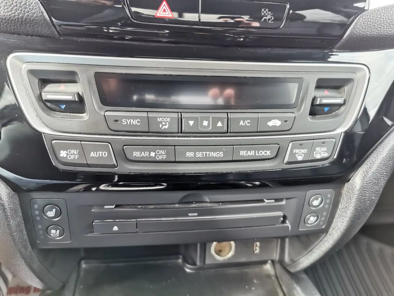 Honda Ridgeline photo Honda Ridgeline