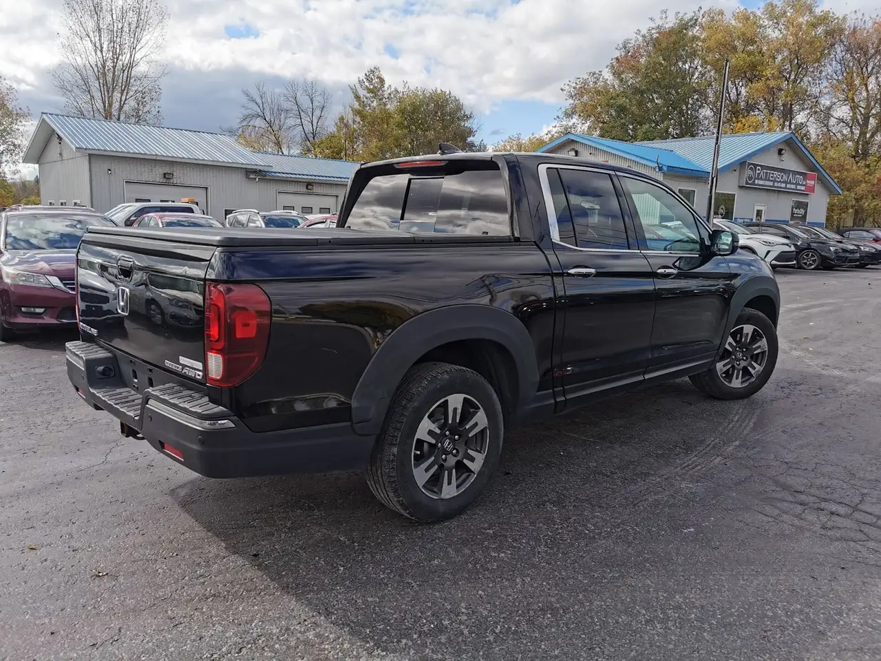 Honda Ridgeline photo Honda Ridgeline