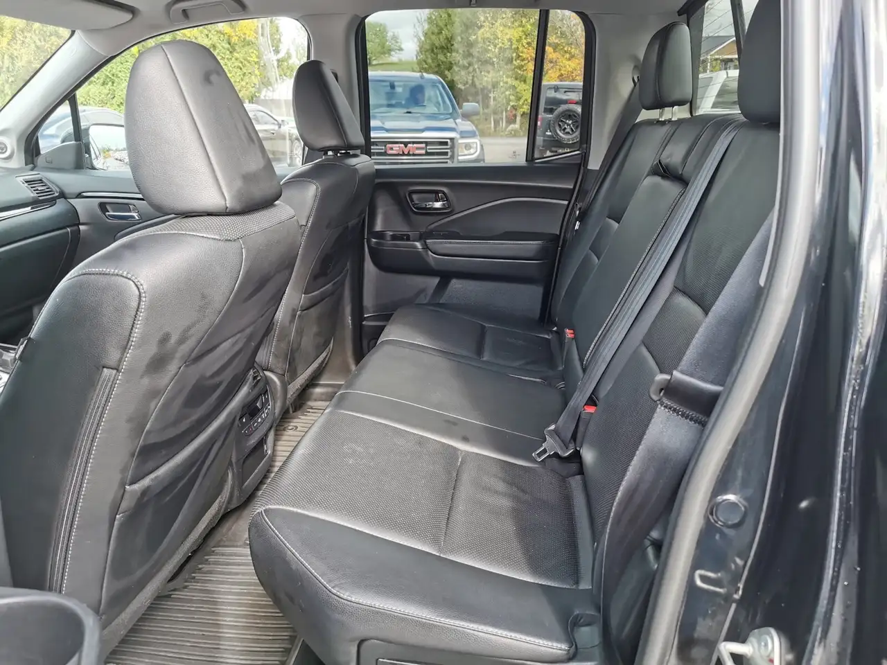 Honda Ridgeline photo Honda Ridgeline