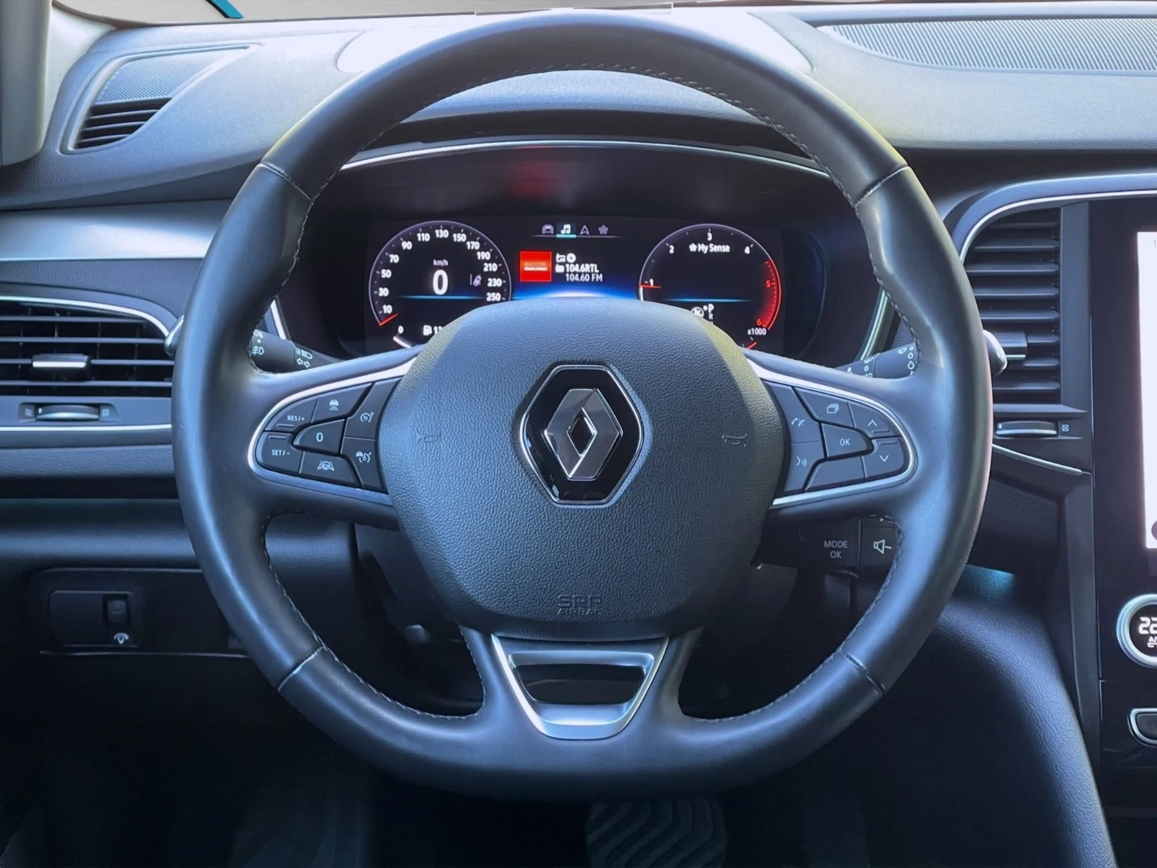 Renault Talisman TALISMAN 2,0 GRANDTOUR NUR 9.000 KM MASSAGE HEAD — photo 12