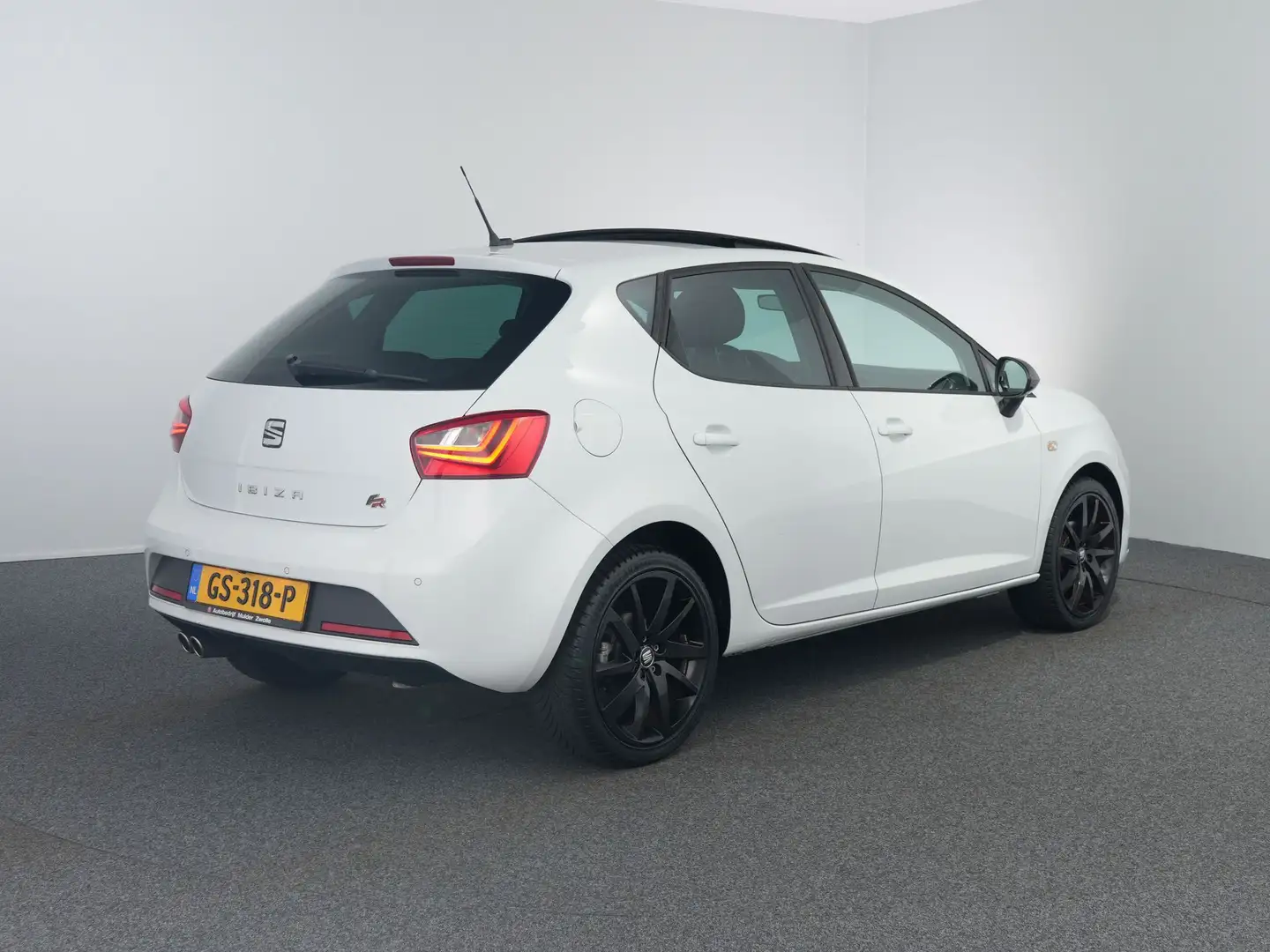 SEAT Ibiza SC 1.0 EcoTSI FR Pano | LED | Leer | Seat Sound | Wit - 2