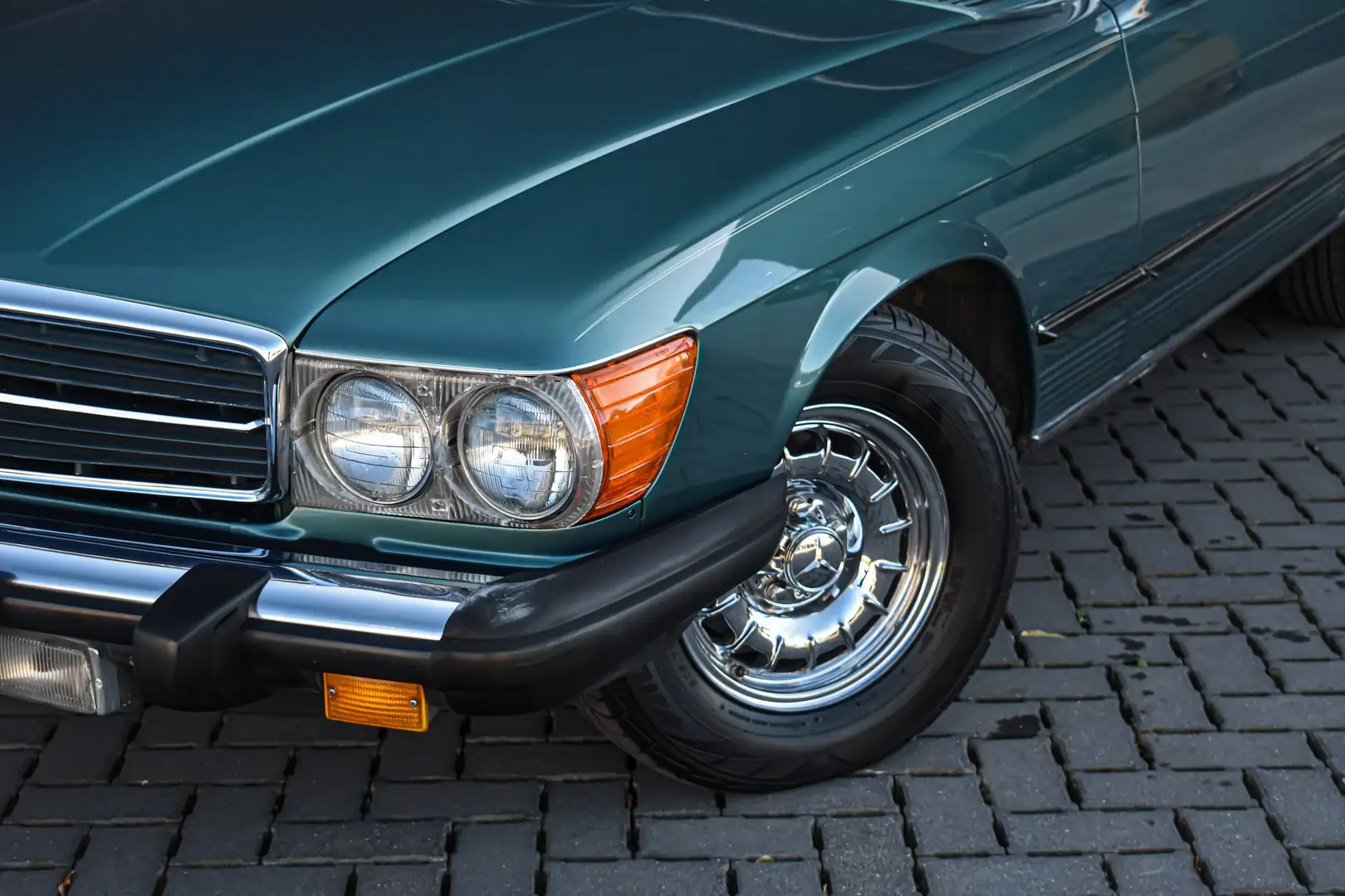 Mercedes-Benz 380 Roadster - V8 - Soft Top Bleu - 2