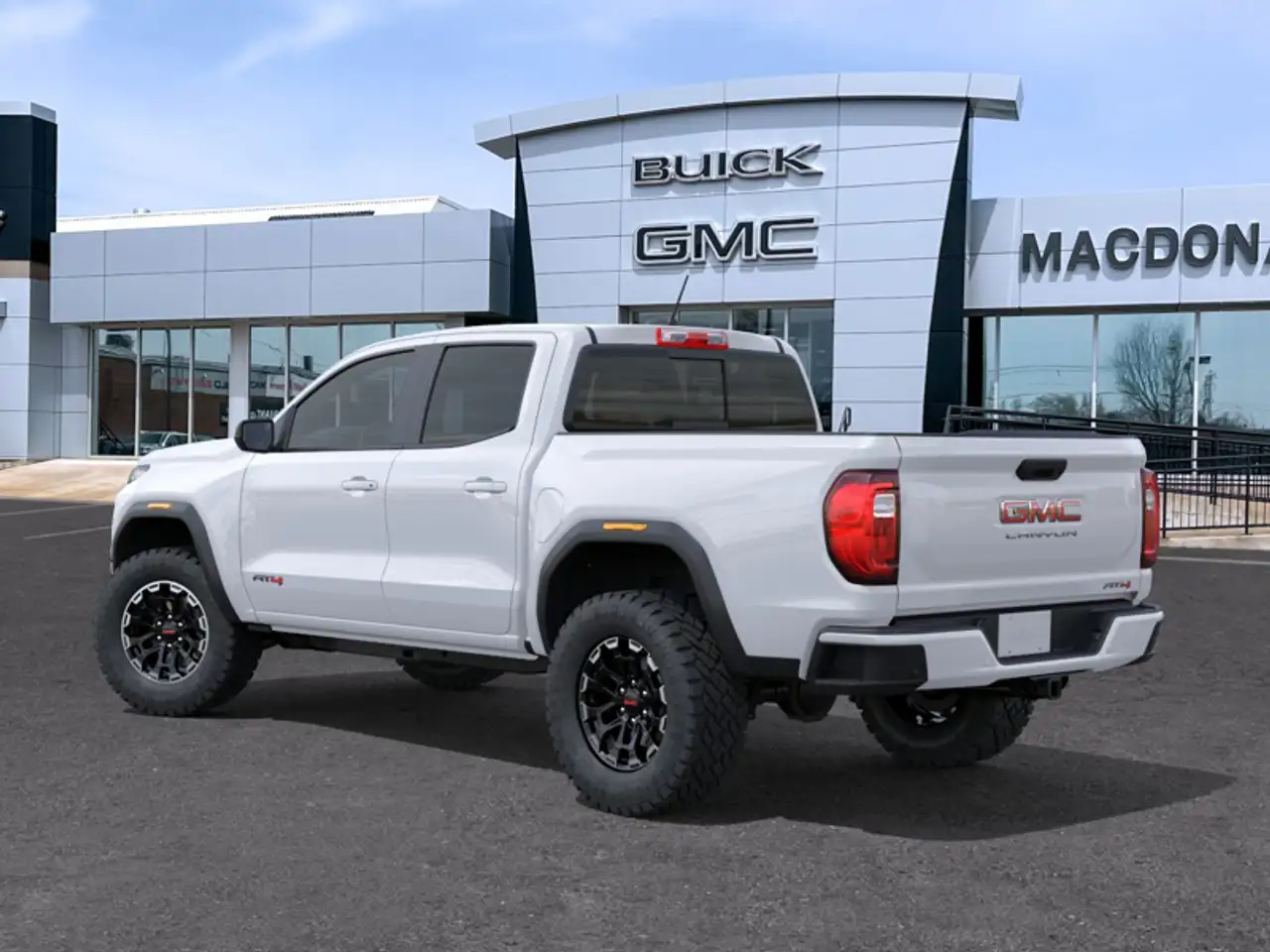 GMC Canyon снимка GMC Canyon