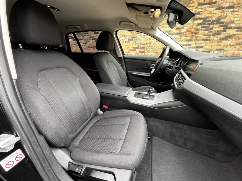 BMW 318 dA Tour LED Navi Shz PDC LM Business — photo 12