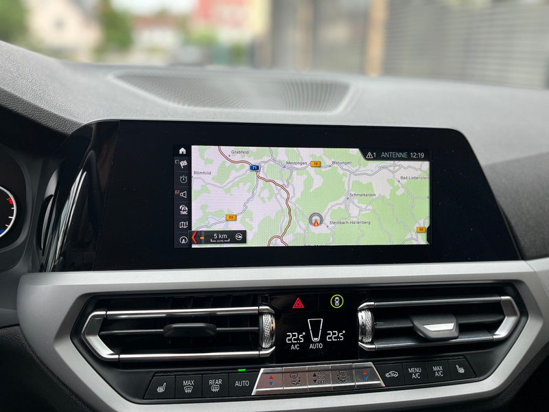 BMW 318 dA Tour LED Navi Shz PDC LM Business — photo 21