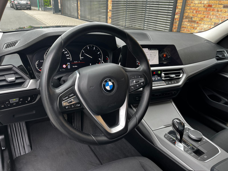 BMW 318 dA Tour LED Navi Shz PDC LM Business — photo 11