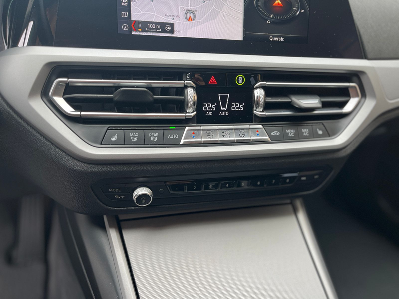BMW 318 dA Tour LED Navi Shz PDC LM Business — photo 20