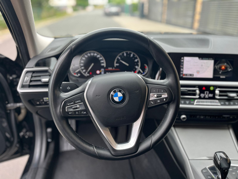BMW 318 dA Tour LED Navi Shz PDC LM Business — photo 17