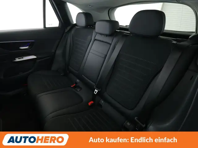 Mercedes-Benz GLC view 14