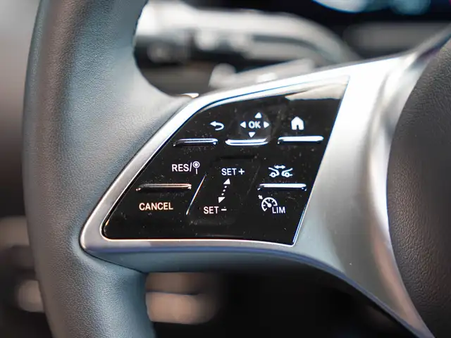 Mercedes-Benz Gla view 18