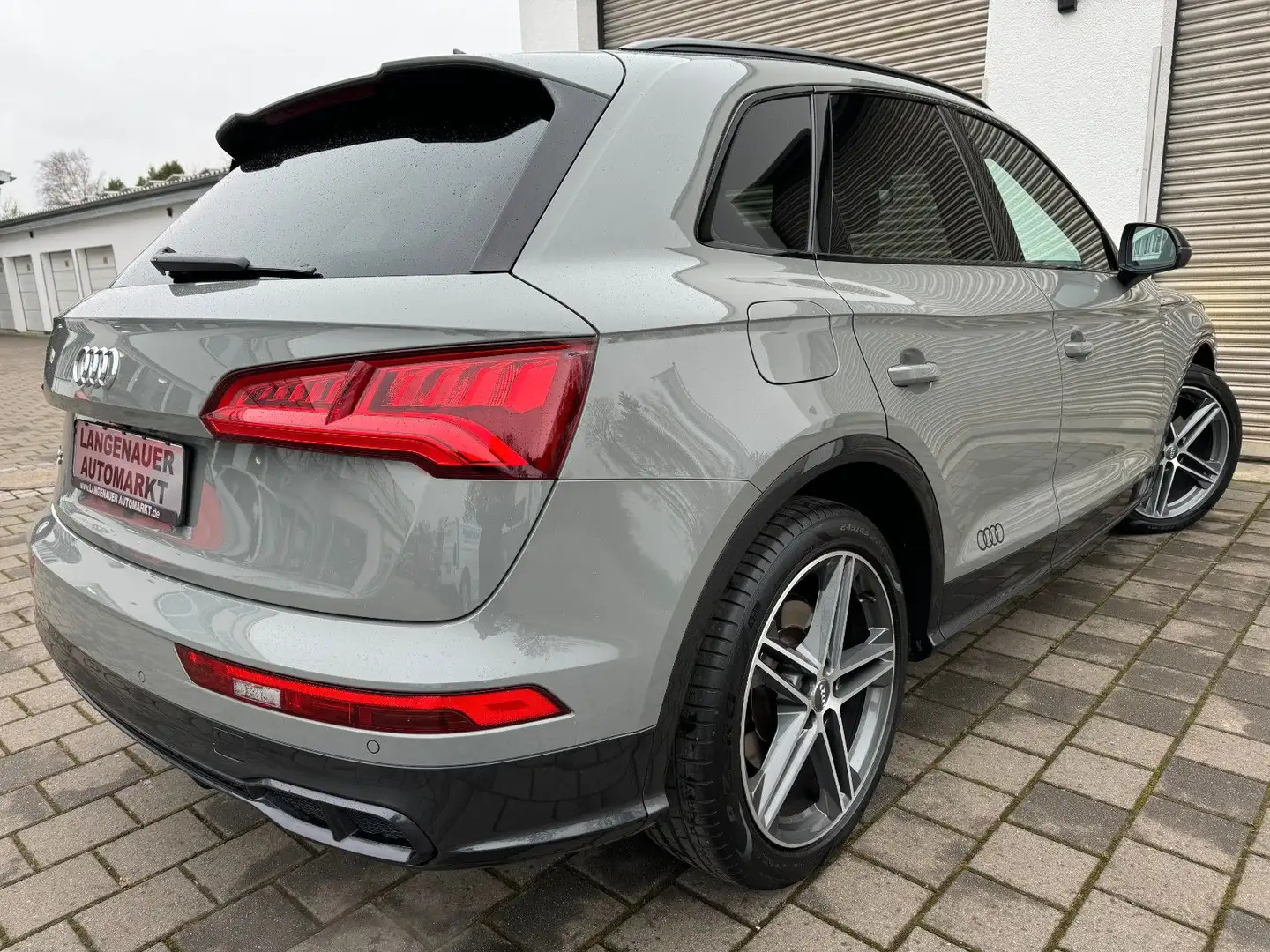 Audi SQ5 3.0 TFSI quattro-Matrix-LED"Virtual"Keyl-Go Szürke - 2
