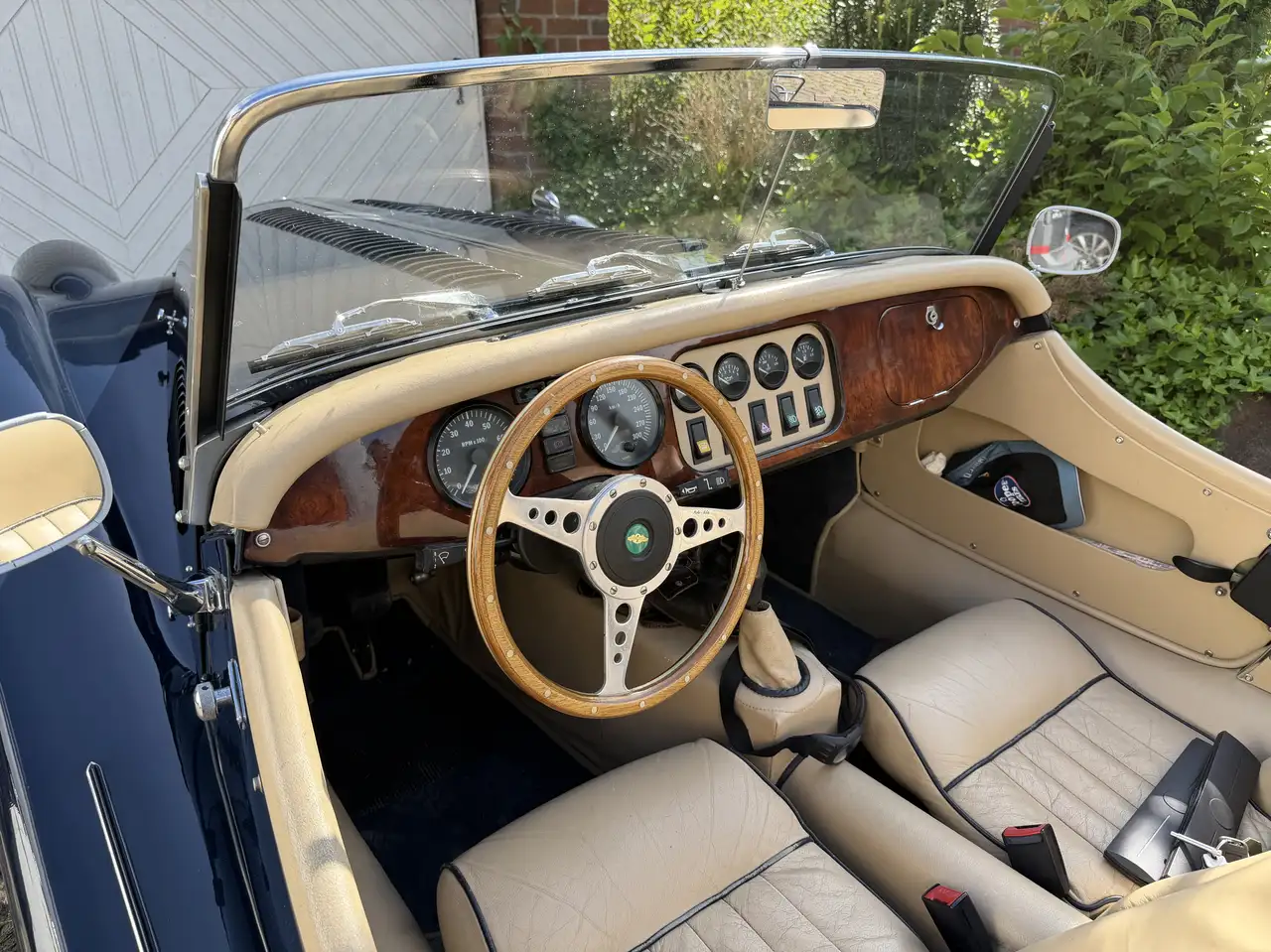 Morgan Plus 8 Wide Body, foto 4