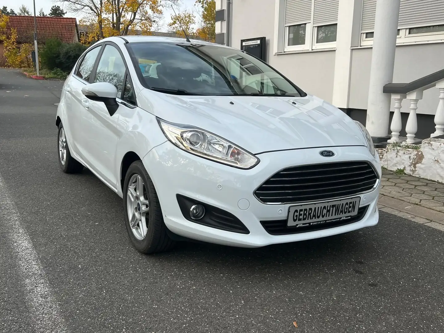 Ford Fiesta 1.25 Titanium Blanc - 2