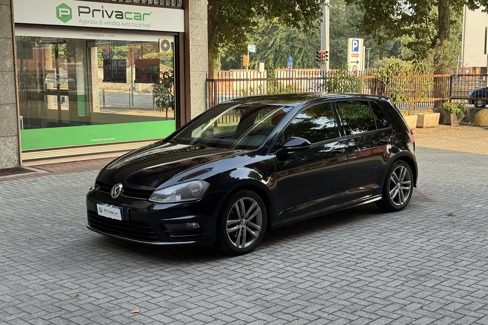 Volkswagen Golf Golf 1.4 TSI 5p. Sport Edition BlueMotion Technology Schwarz - 1