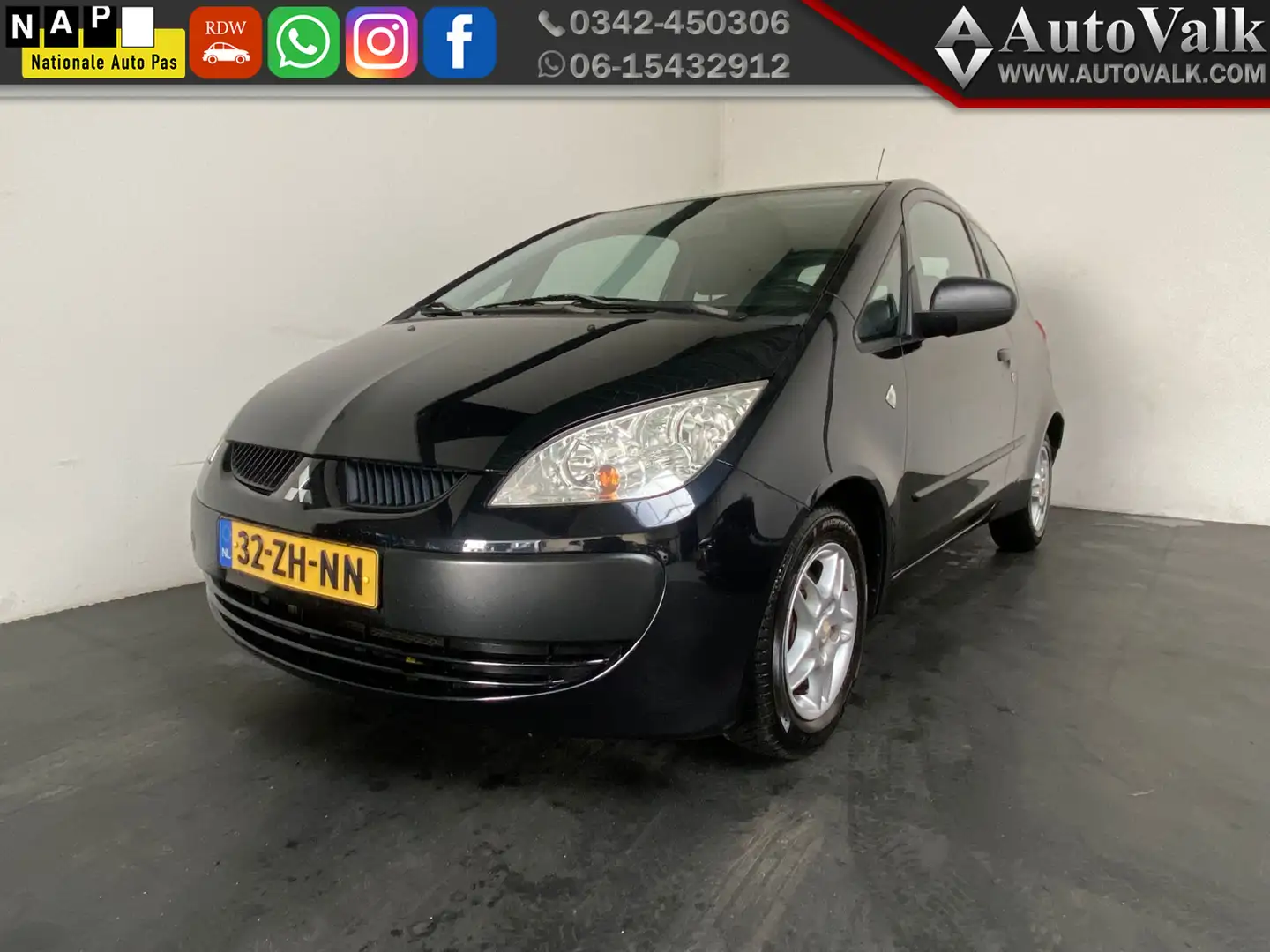 Mitsubishi Colt 1.1 Incharge Negru - 1