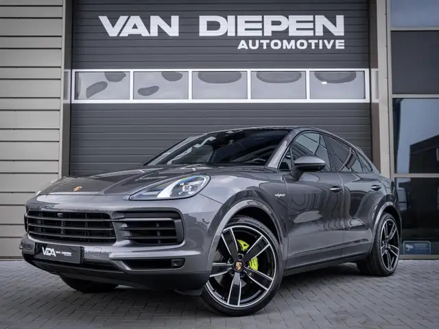 Porsche Cayenne Coupé 3.0 E-Hybrid - Sport Chrono l Panorama l Ach