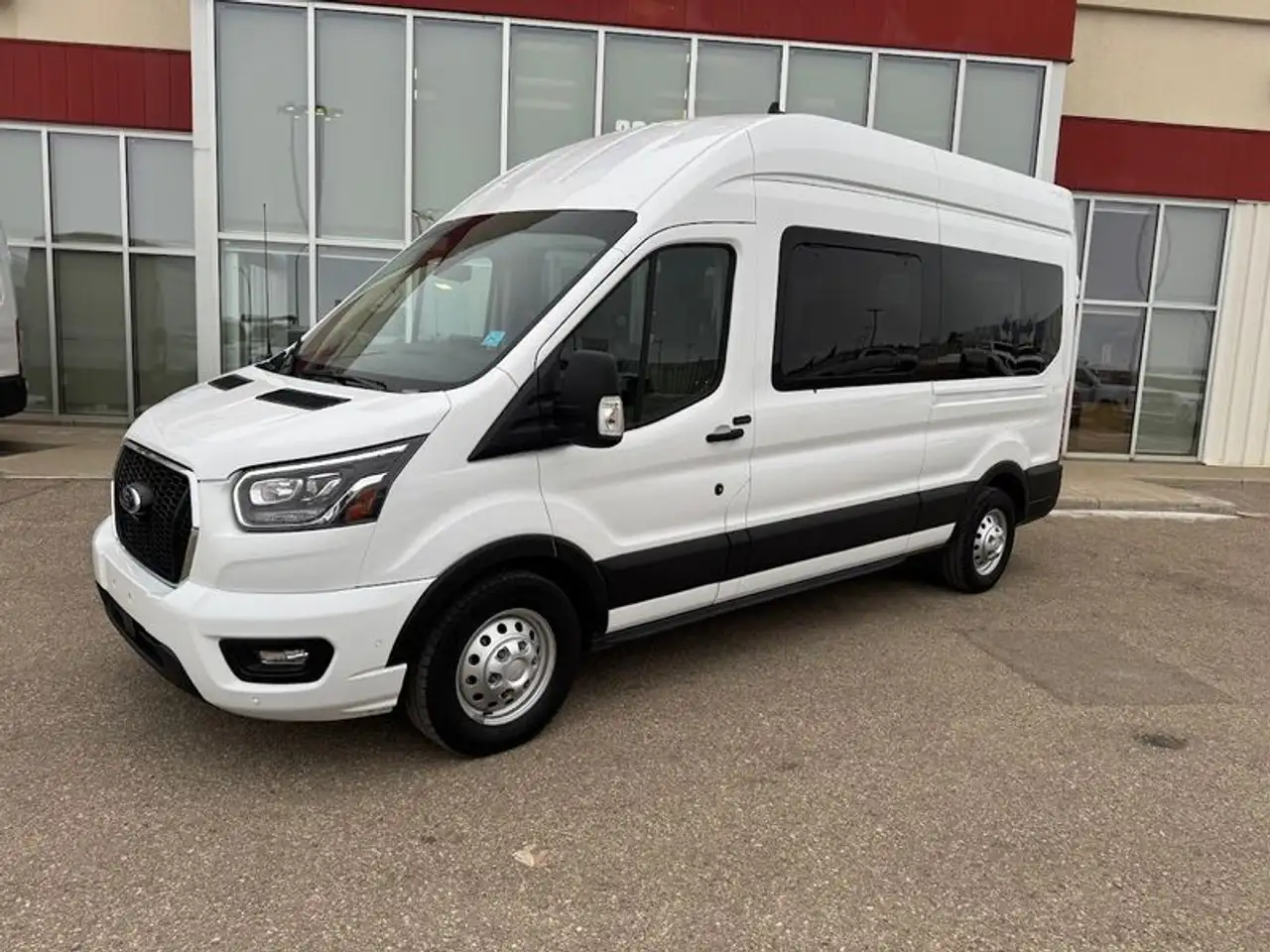 2023 Ford Transit Passenger Wagon