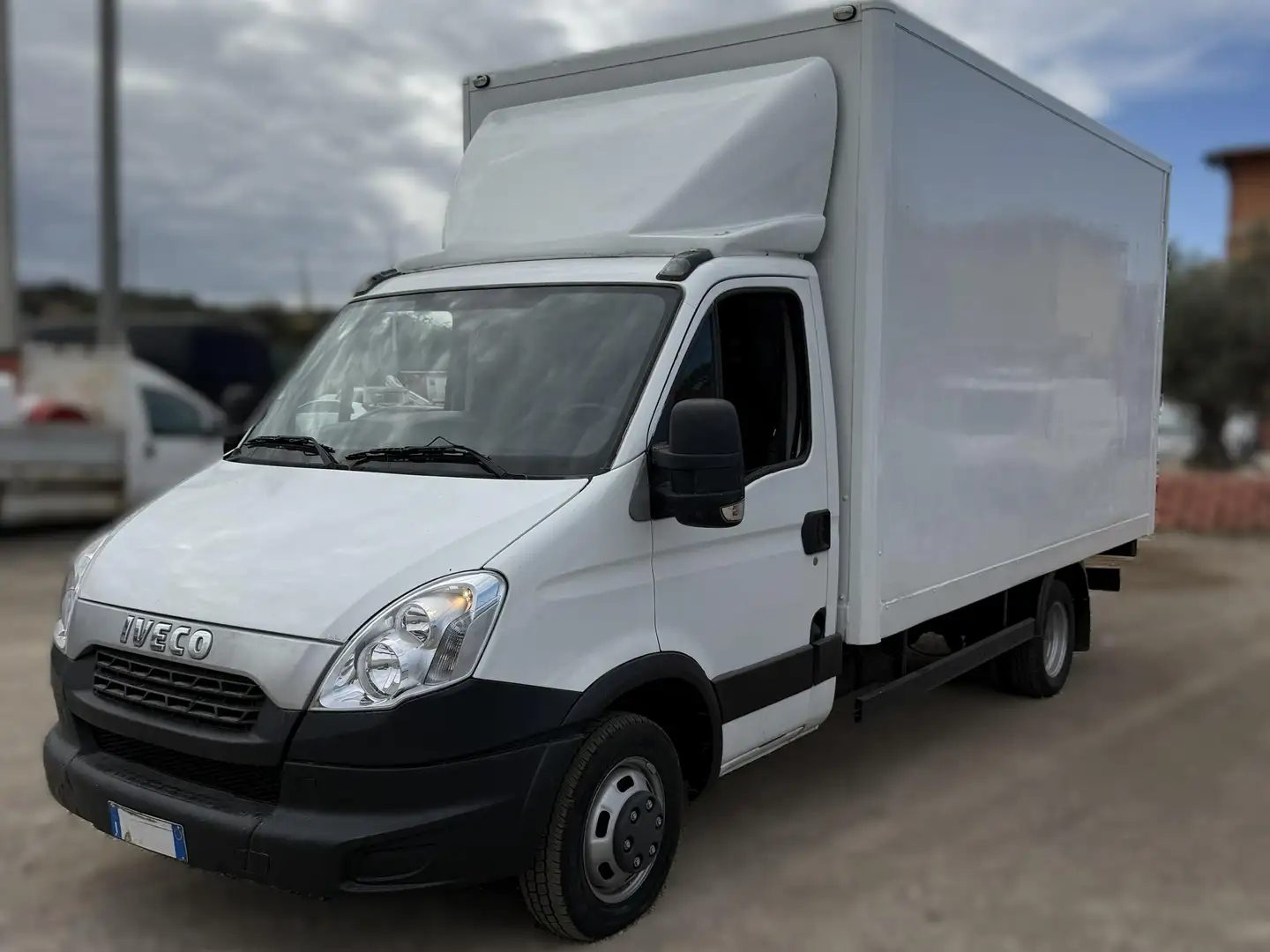 Iveco Daily Blanc - 1