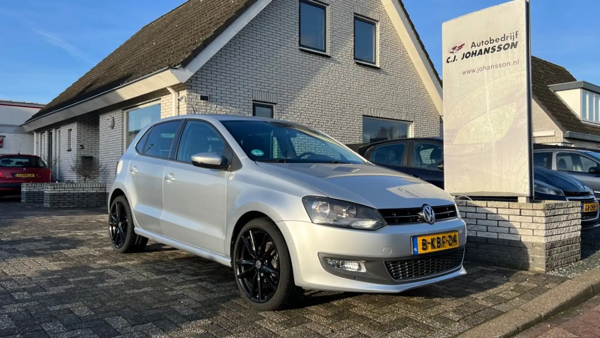 Volkswagen Polo 1.2 TSI Highline Gris - 1