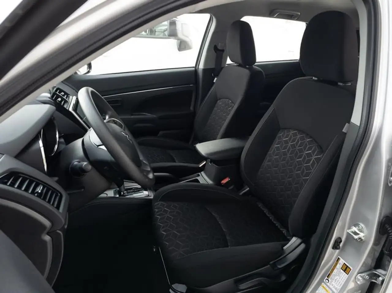 Mitsubishi RVR снимка Mitsubishi RVR