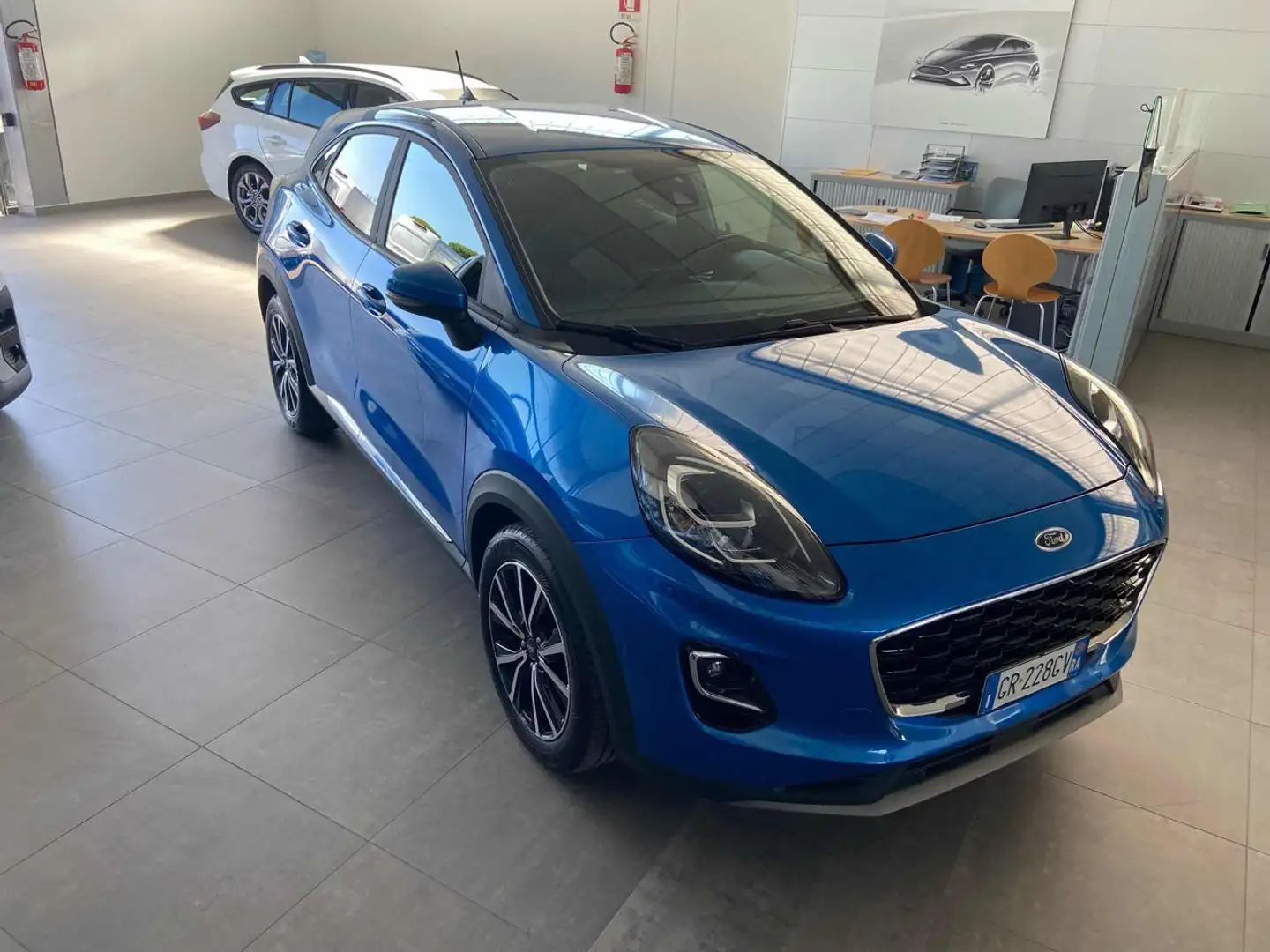 Ford Puma 1.0 EcoBoost Hybrid 125 CV S&S Titanium Blu/Azzurro - 2