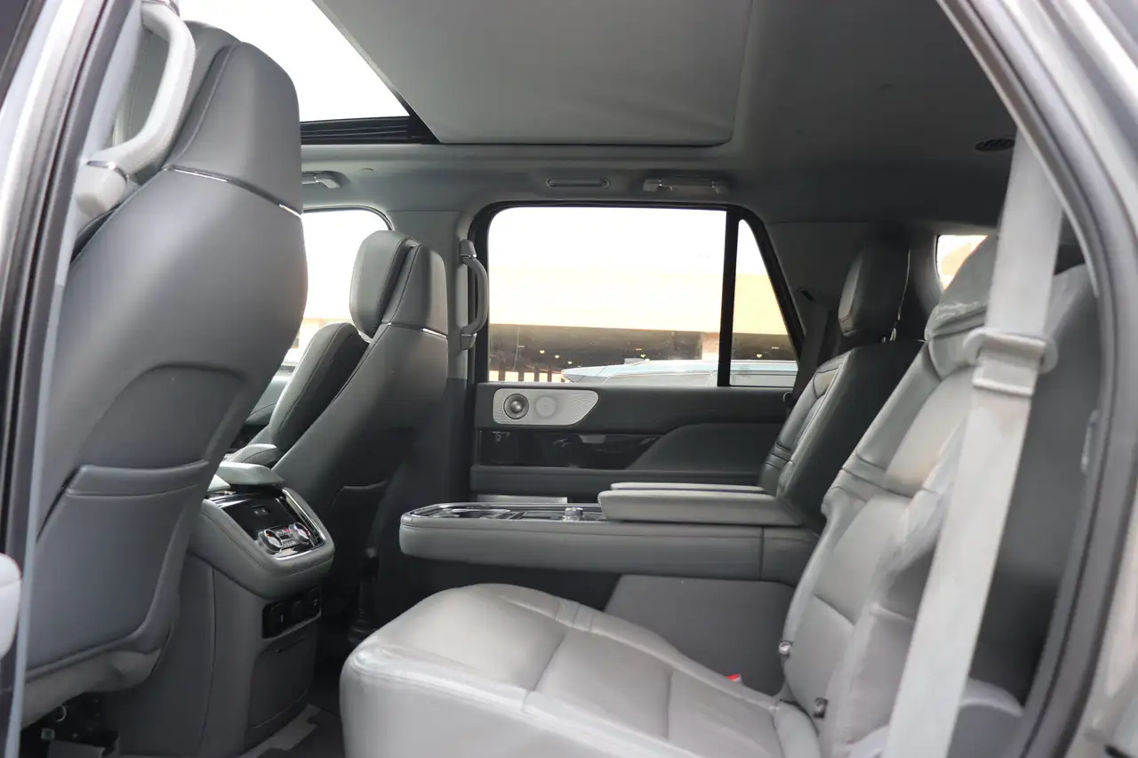 Lincoln Navigator снимка Lincoln Navigator