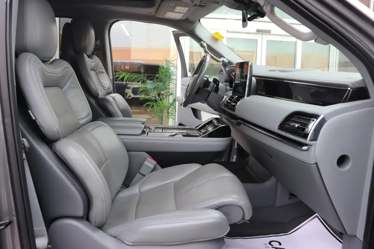 Lincoln Navigator снимка Lincoln Navigator