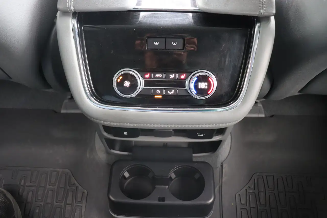 Lincoln Navigator снимка Lincoln Navigator