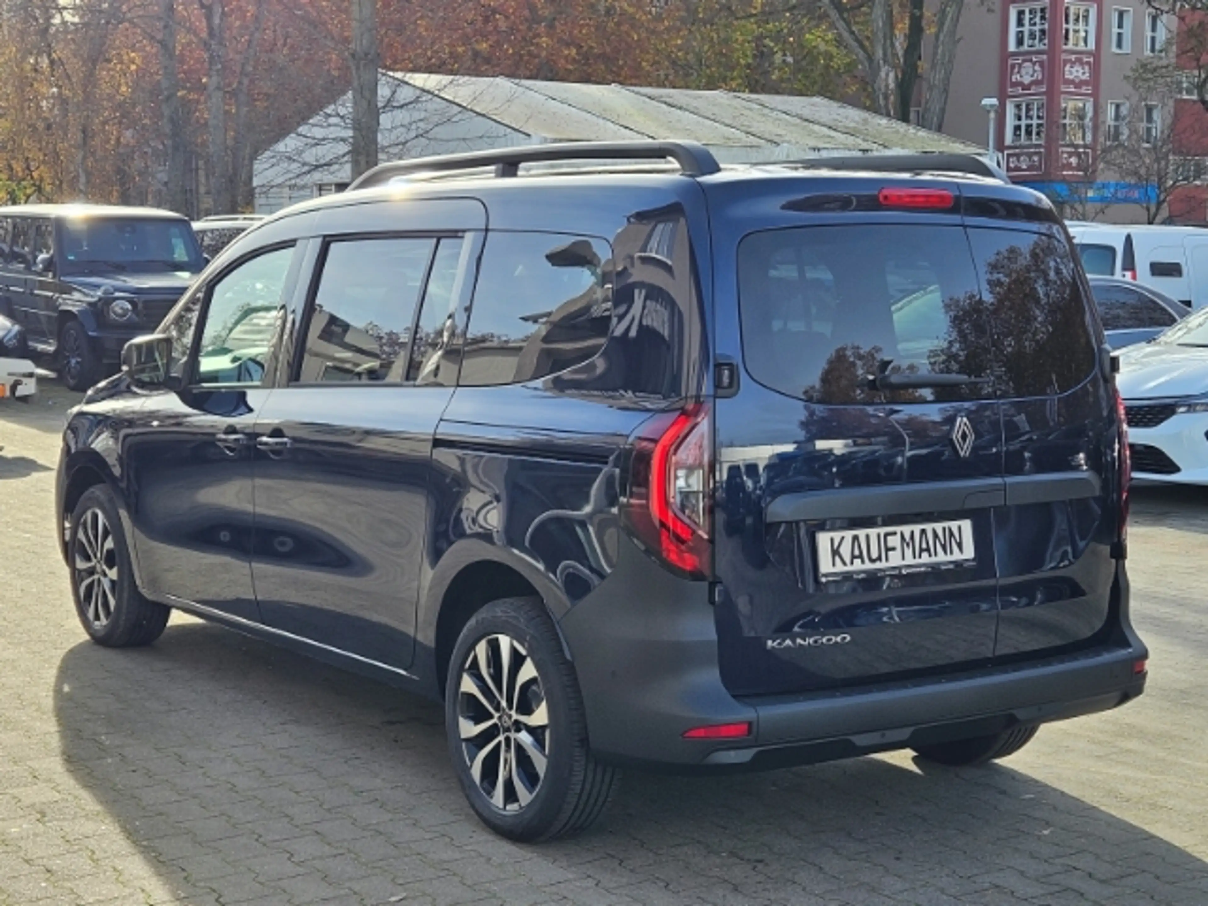 Renault Kangoo III Techno 1.3 TCe130 EDC 7 Sitze — photo 6