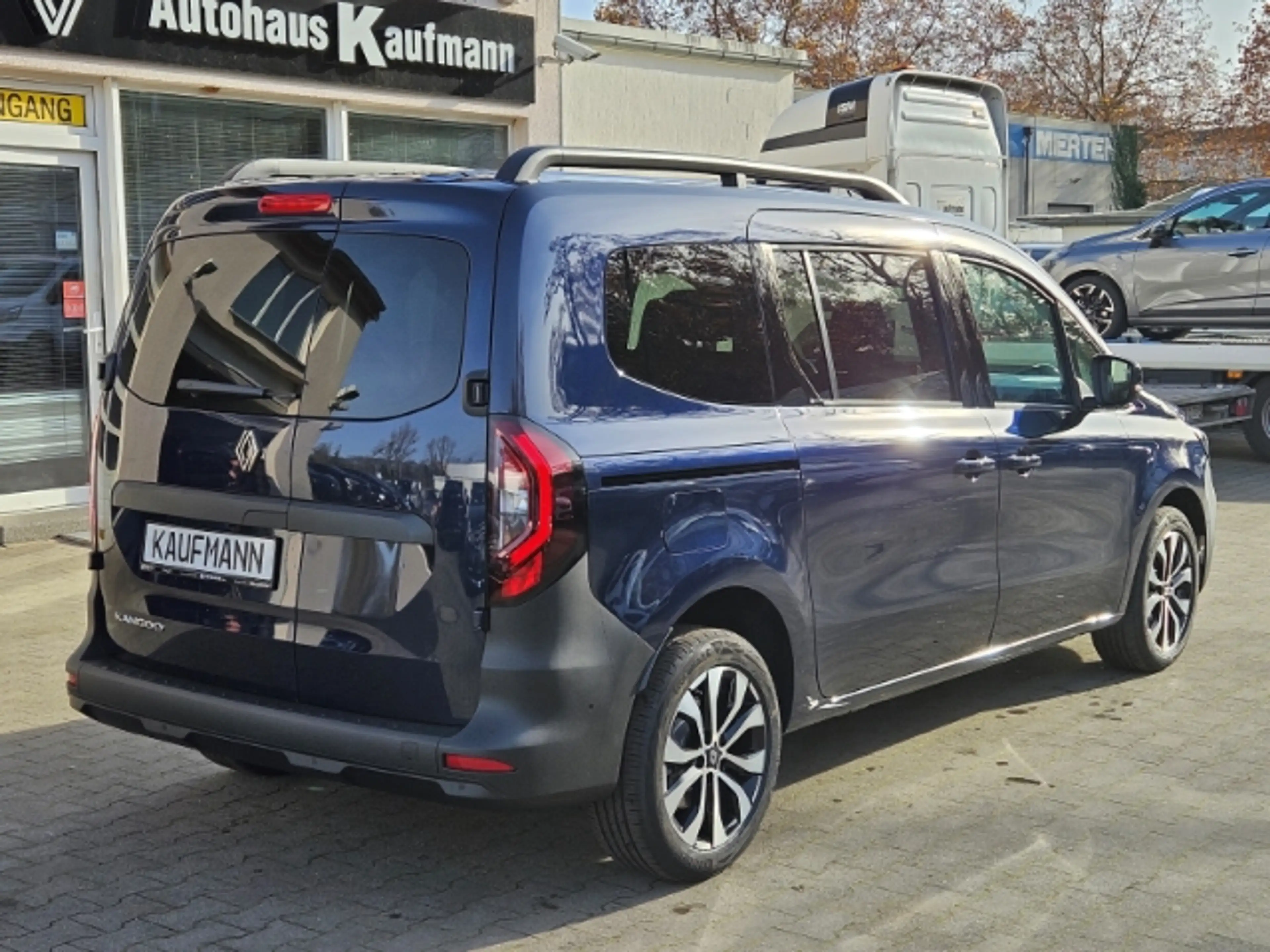 Renault Kangoo III Techno 1.3 TCe130 EDC 7 Sitze — photo 4