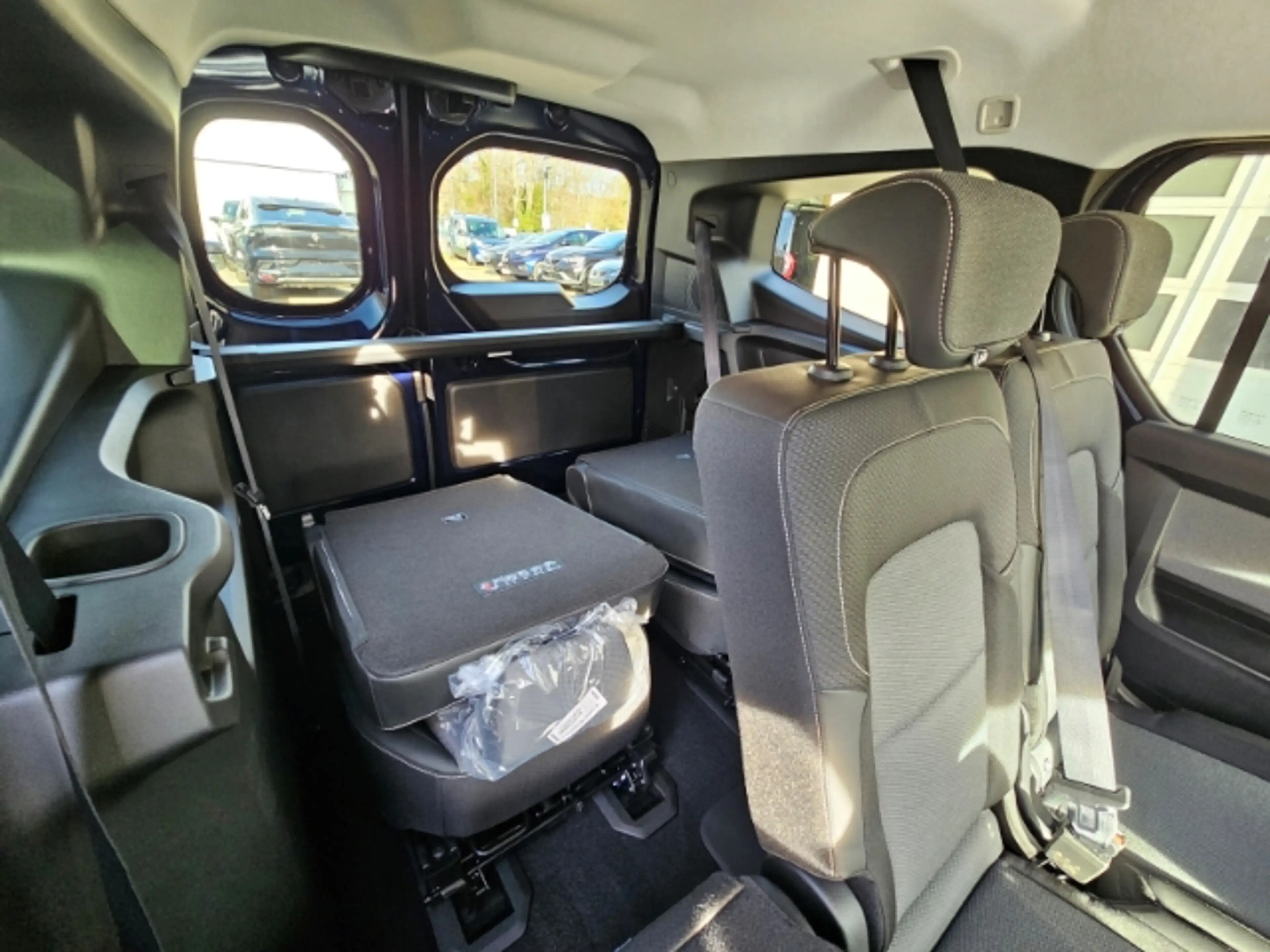 Renault Kangoo III Techno 1.3 TCe130 EDC 7 Sitze — photo 12