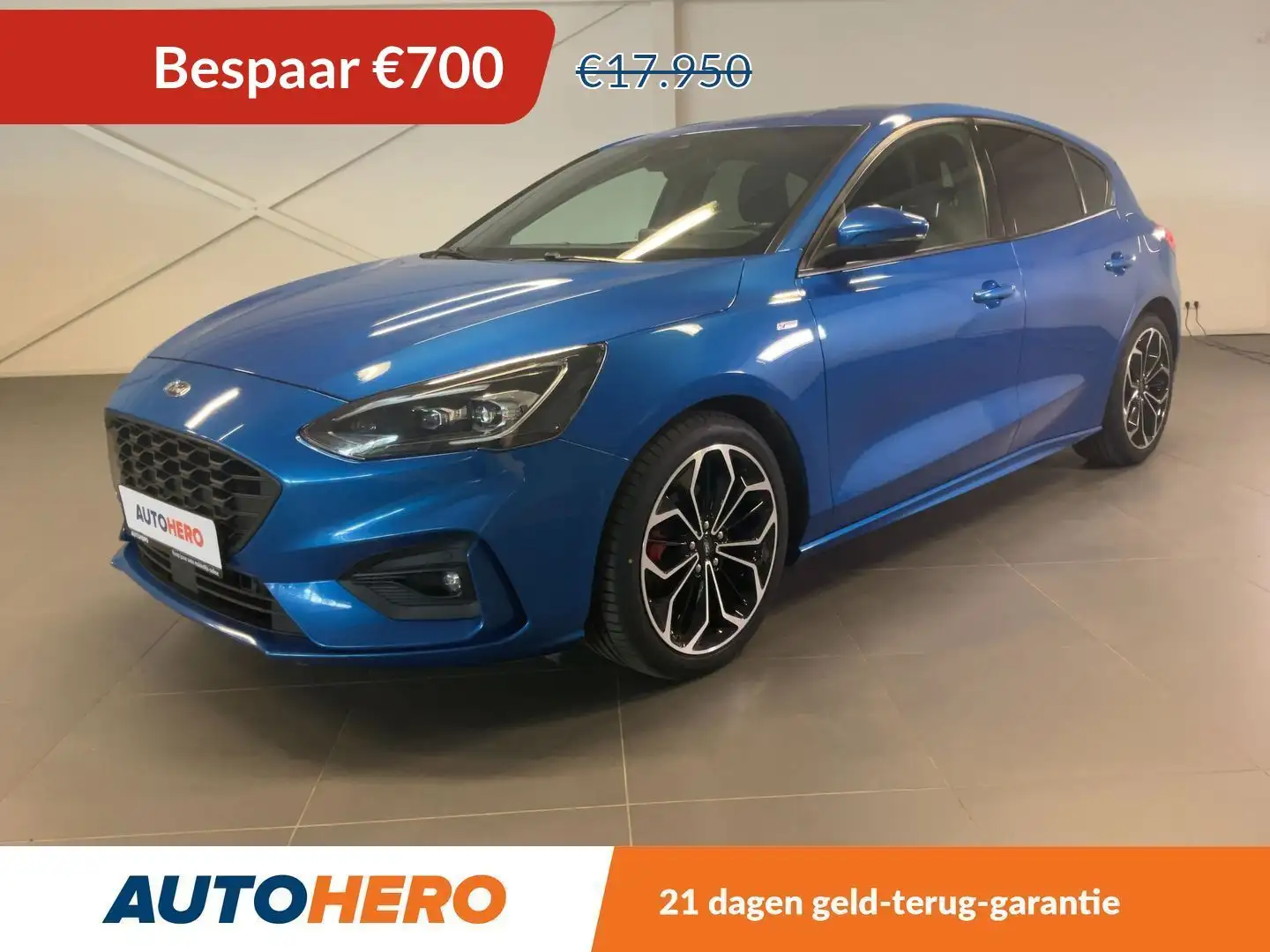 Ford Focus 1.0 EcoBoost Mild-Hybrid ST-Line X Blauw - 1