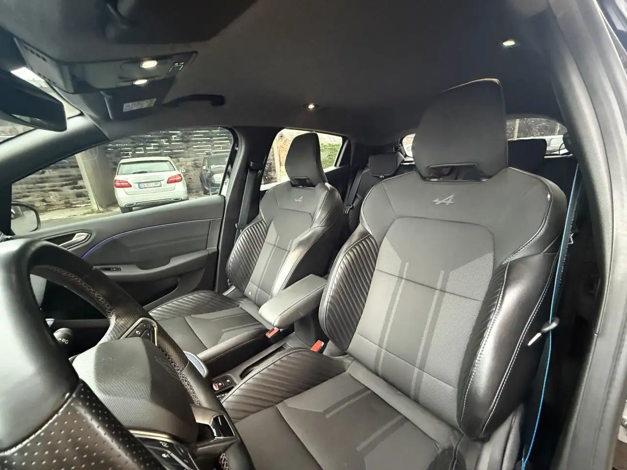 Renault Clio Citadine 5 portes — photo 22