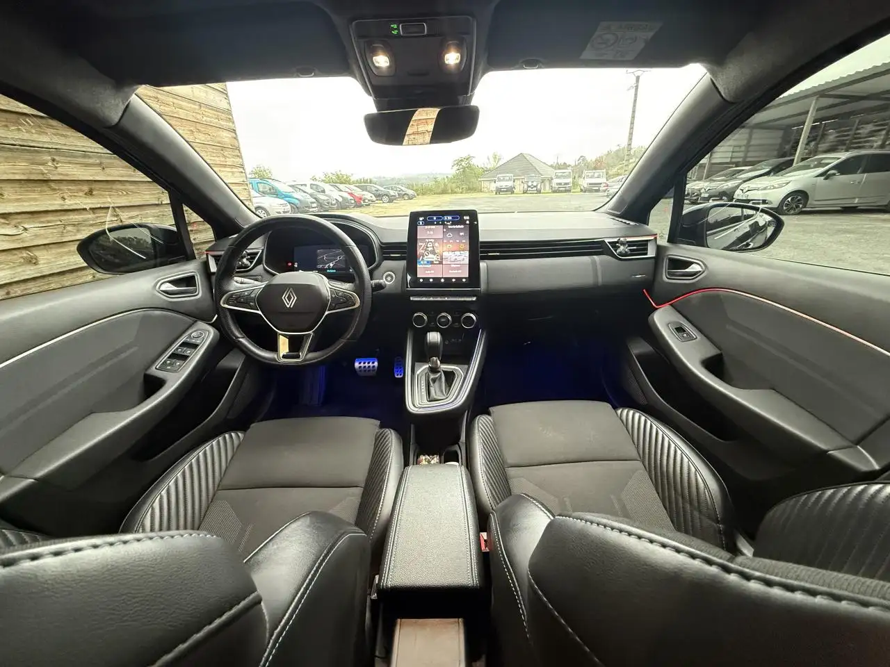 Renault Clio Citadine 5 portes — photo 18