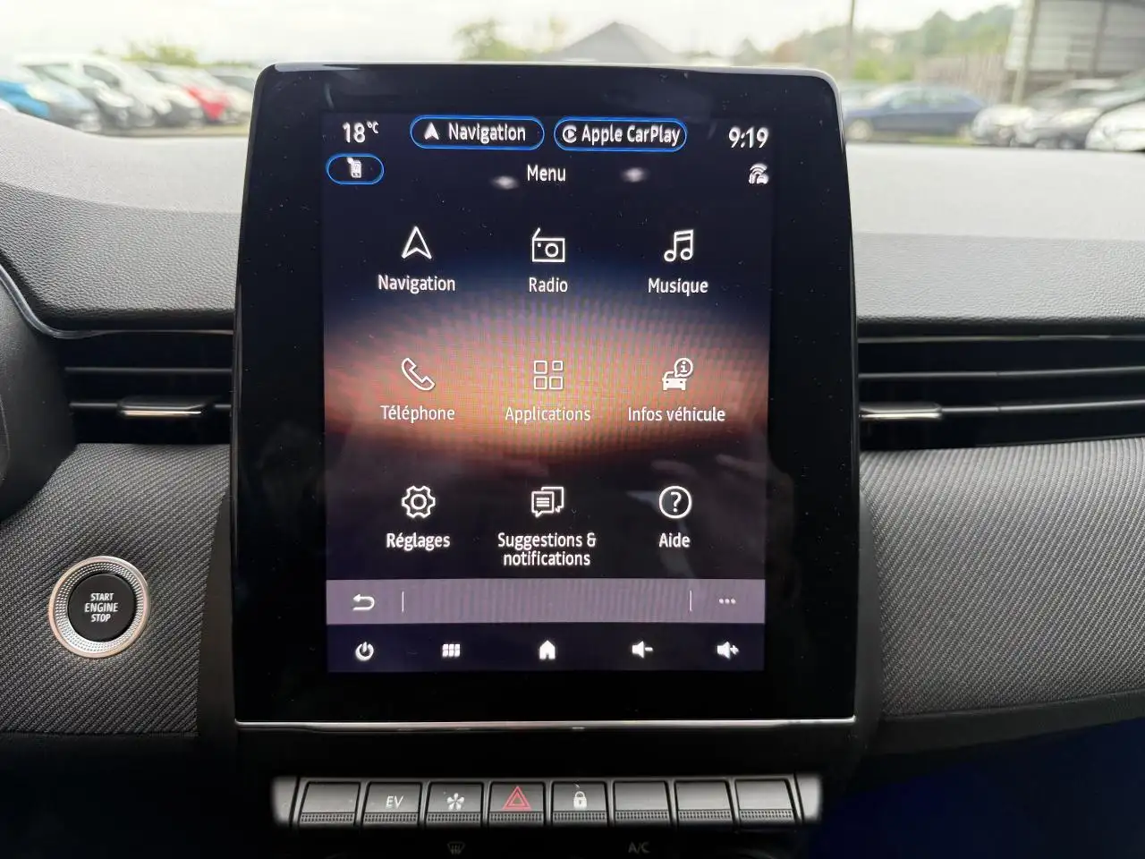 Renault Clio Citadine 5 portes — photo 31