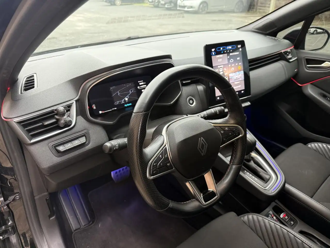 Renault Clio Citadine 5 portes — photo 23