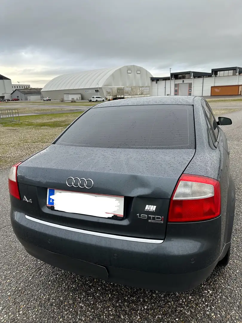 Audi A4 1,9 TDI quattro Grau - 2