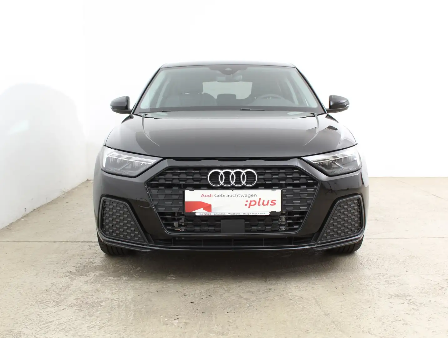 Audi A1 30 TFSI intense Zwart - 2