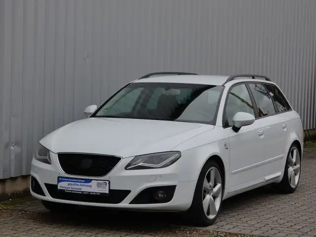SEAT Exeo ST Sport-Klima-Xenon-Navi-PDC-18 Zoll Alu