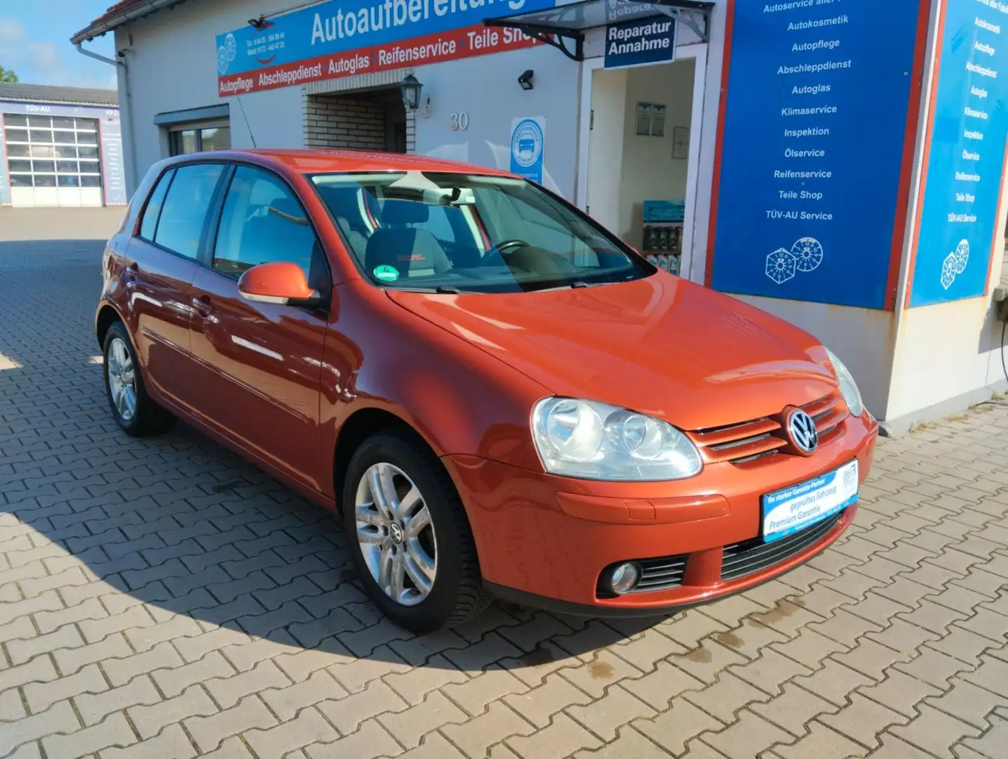 Volkswagen Golf V Lim. Goal TÜV-AU 05-2027 Oranje - 1