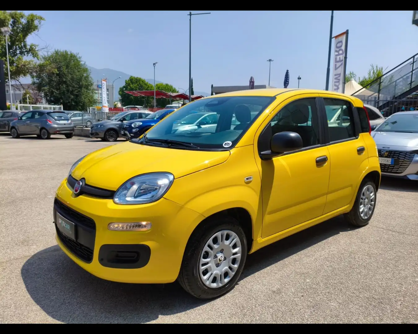 Fiat Panda 1.0 firefly hybrid s&s 70cv Giallo - 1
