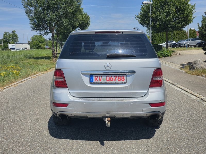 Mercedes-Benz ML 300 ML 300 CDI BlueEfficiency 4Matic  Grand Edition — photo 4