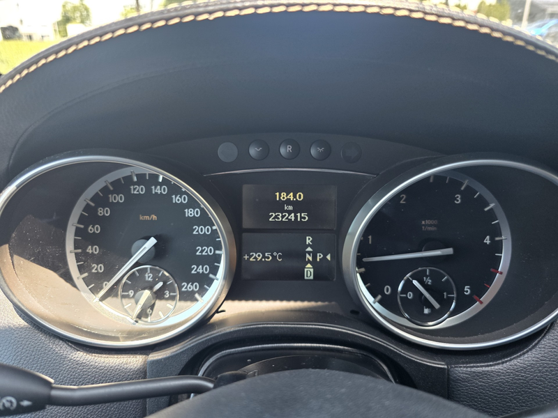 Mercedes-Benz ML 300 ML 300 CDI BlueEfficiency 4Matic  Grand Edition — photo 14