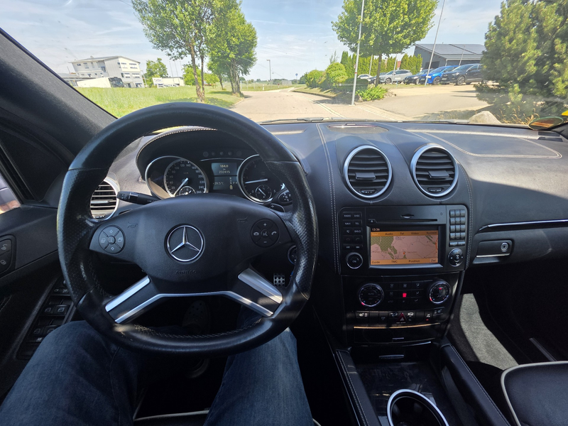 Mercedes-Benz ML 300 ML 300 CDI BlueEfficiency 4Matic  Grand Edition — photo 9
