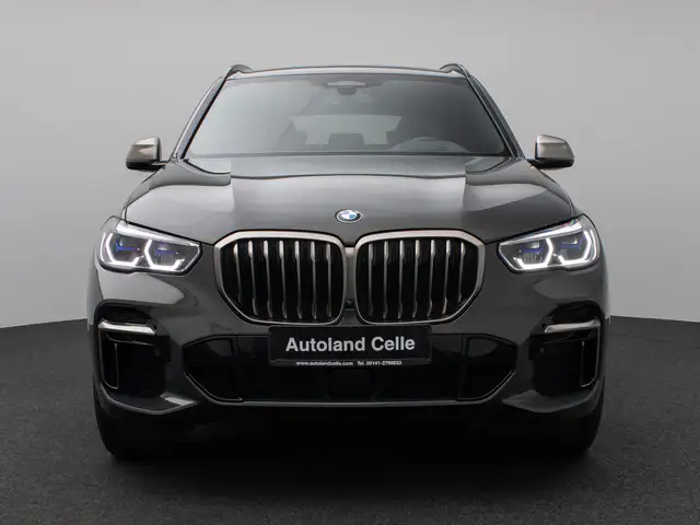 BMW X5 X5 M view 2