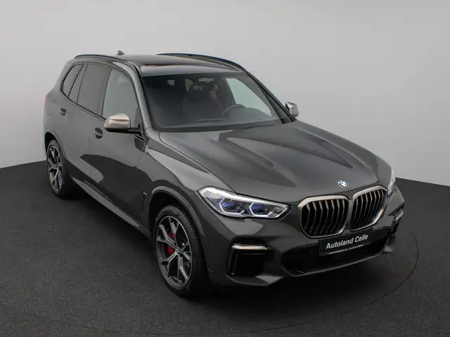 BMW X5 X5 M view 3